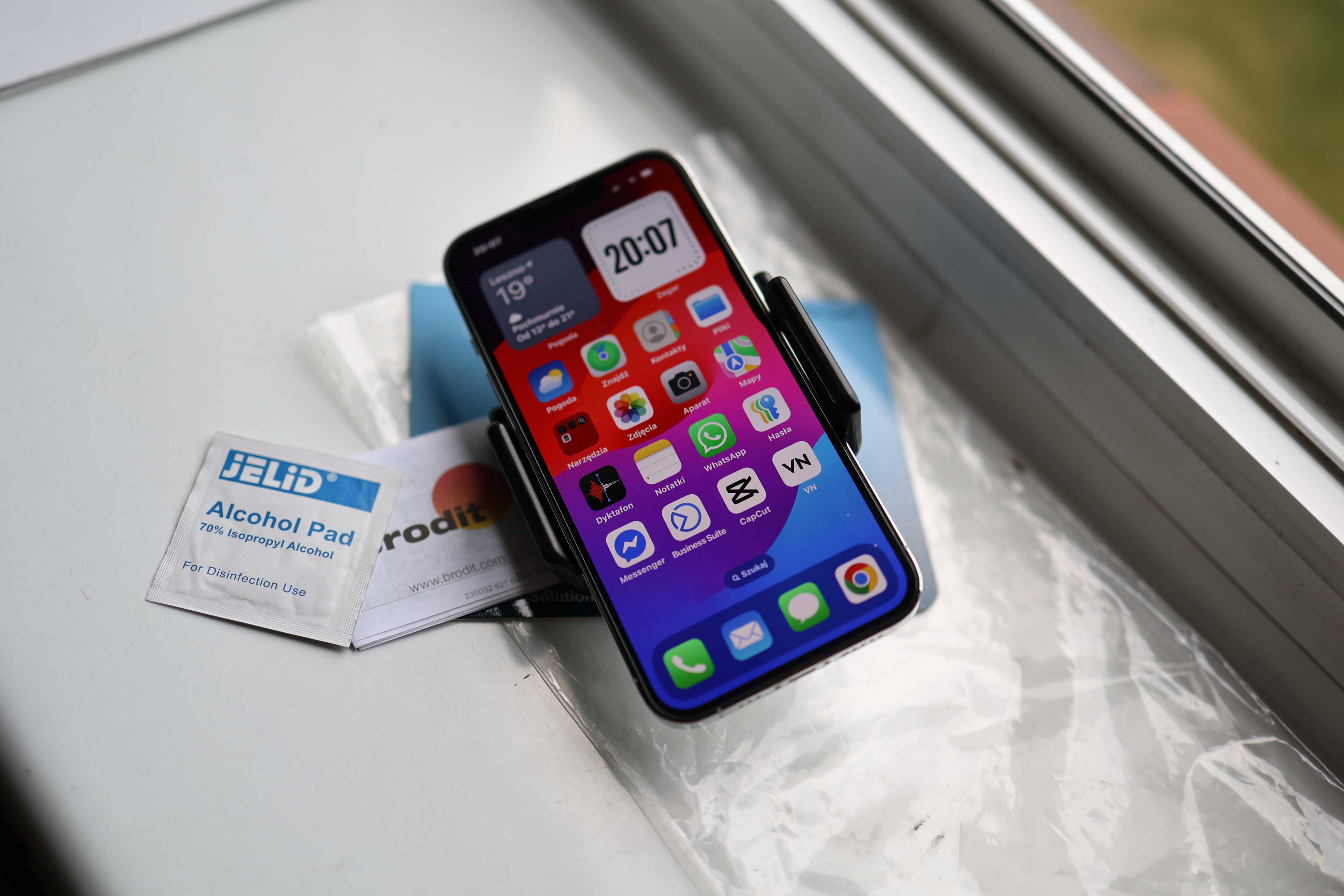 Uchwyt uniwersalny Brodit np do Samsung s24 albo Iphone