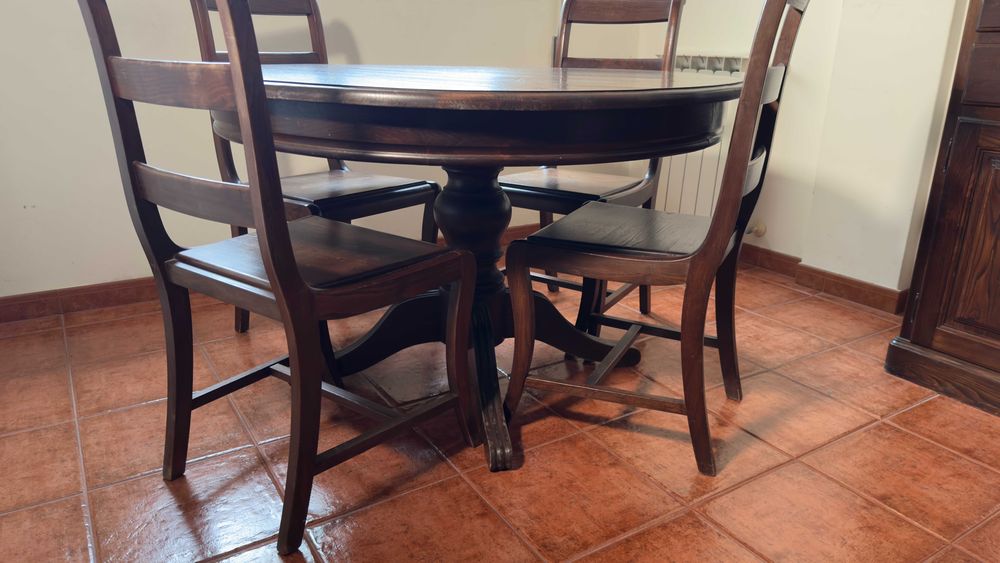 Conjunto de mesa de jantar com 6 cadeiras (Vintage)