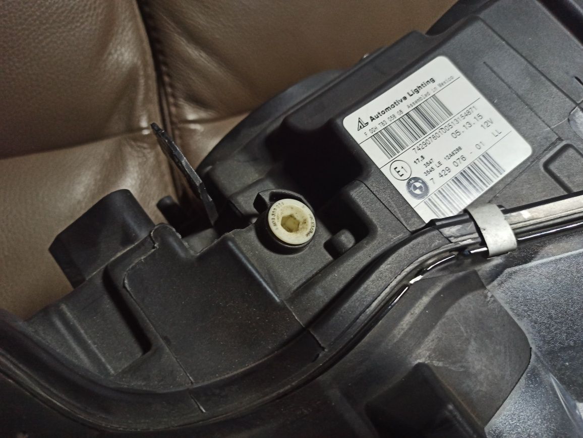 Фара права bmw x3 F25 LCI поворотна
