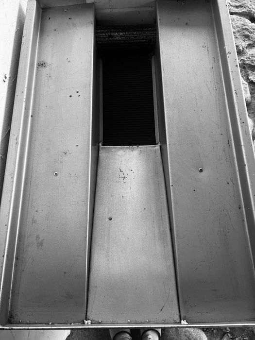 sieczkarnia, gilotyna, maszyna rolnicza do cięcia paszy, ziół itp.