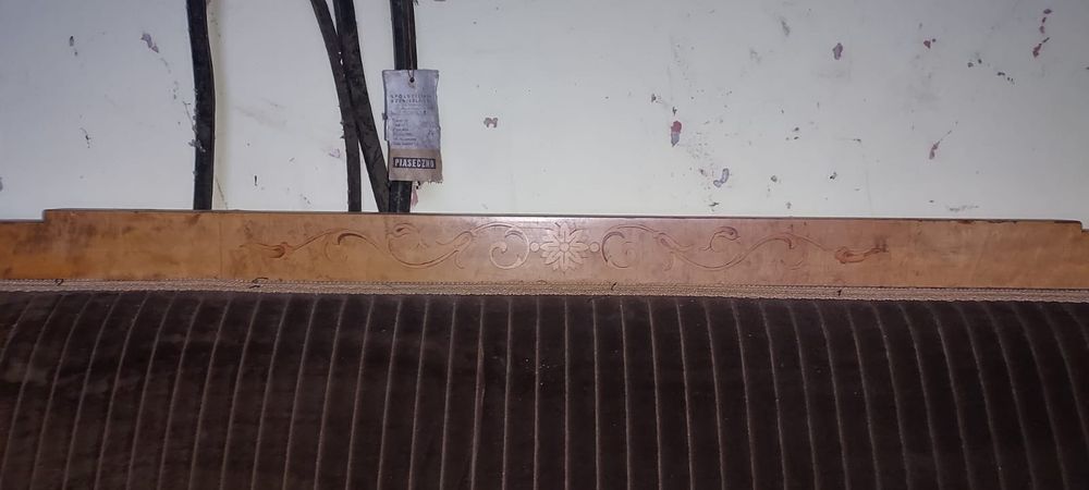 Stara Secesyjna Sofa Otomana