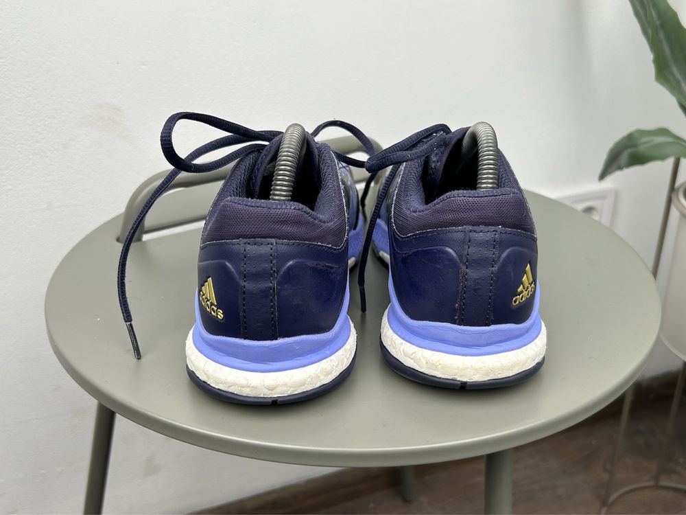 Оригінал! Кросівки Adidas Crazyflight X 39 розмір 01746
