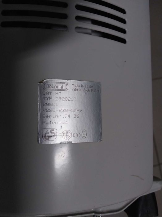 Масляный обогреватель итальянский Delonghi