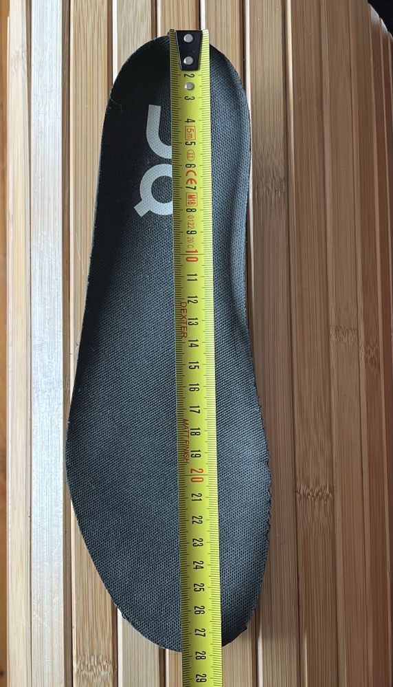 Sprzedam buty firmy QN model On Running Cloud Nexus 43 wkladka 28.0 cm