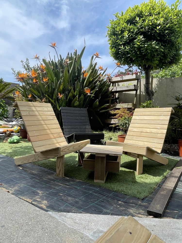 Conjunto mobiliario exterior