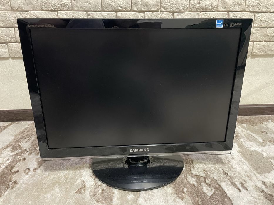 Монитор samsung