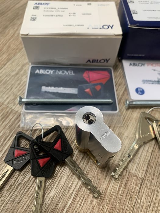 Цилиндр половинка замок Abloy Protec 2 Novel ,3 ключа +карта.Новый.