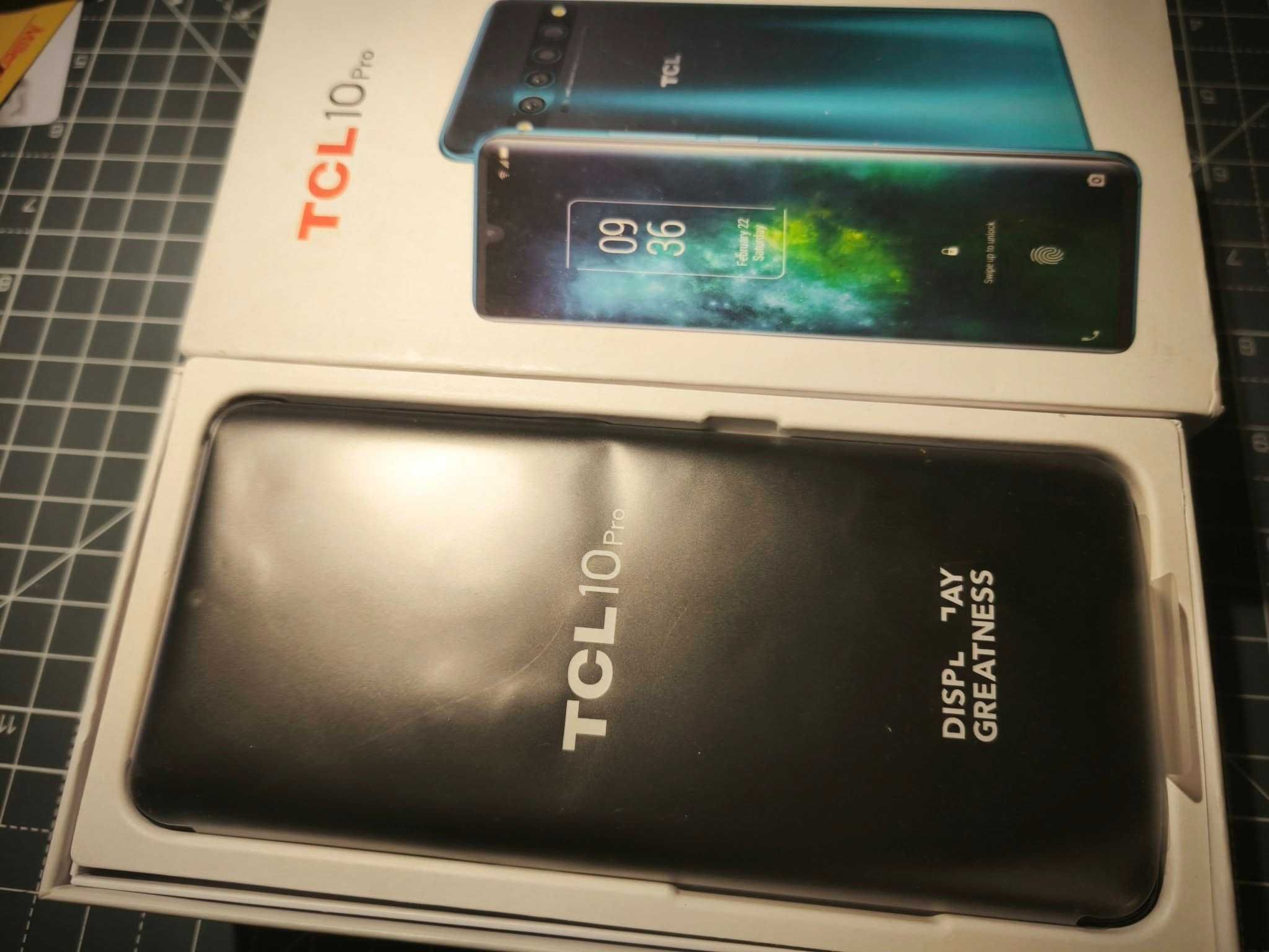 TCL 10 PRO smartphone em bom estado e muito eficiente