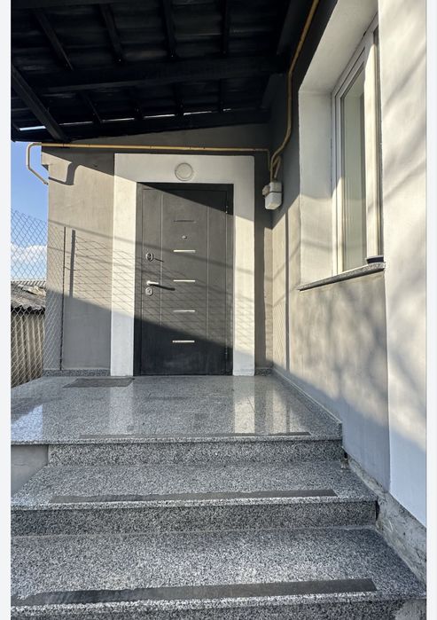 Продаж хорошого будинку