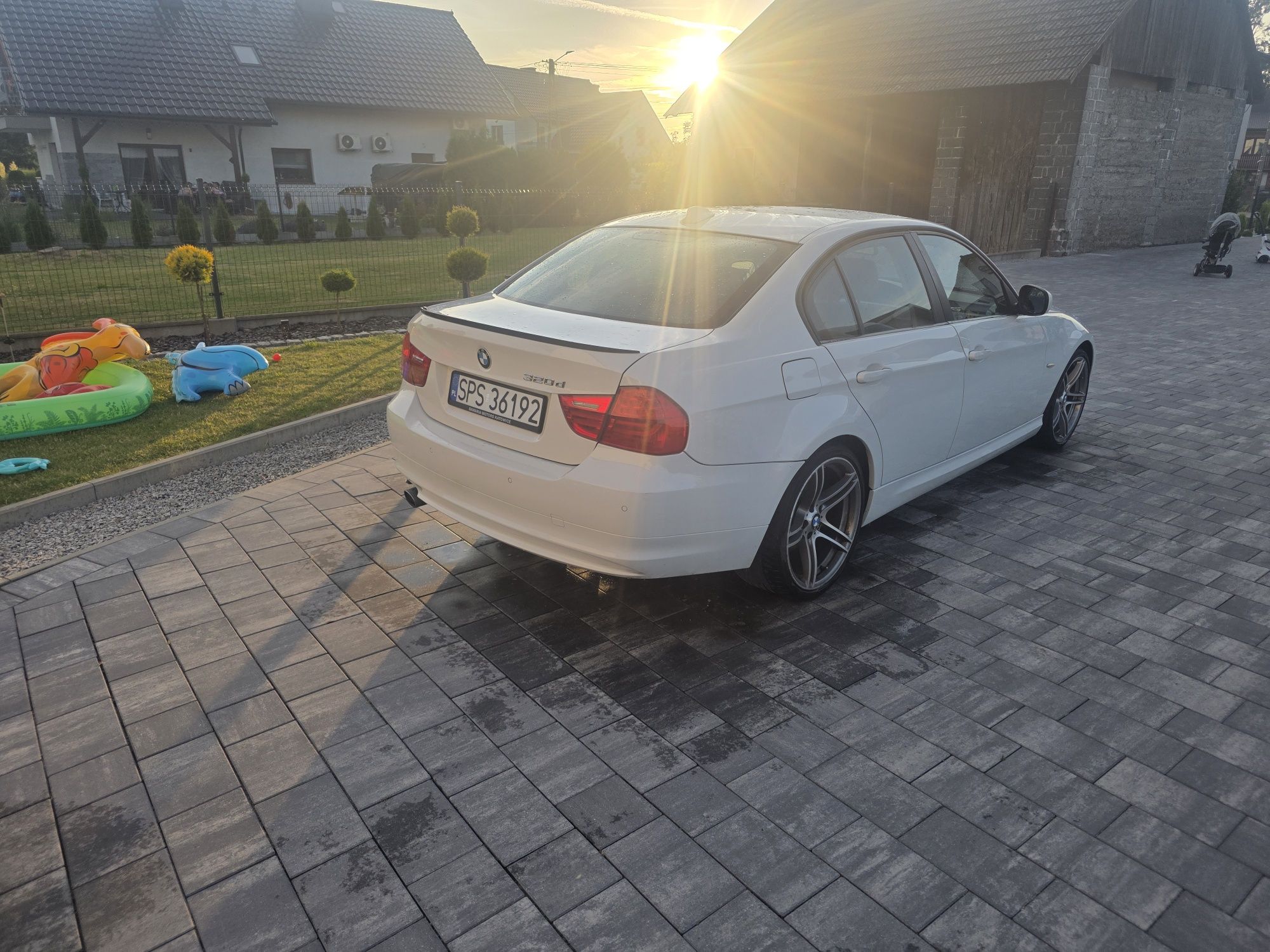 BMW E90 320d 2010r -  220K. CHIP