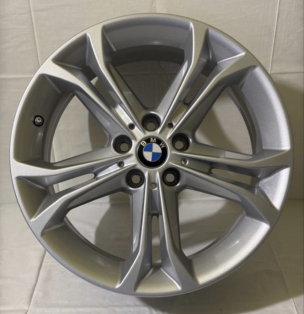 BMW 4xOryginalne felgi 7x18'' ET22 5x112