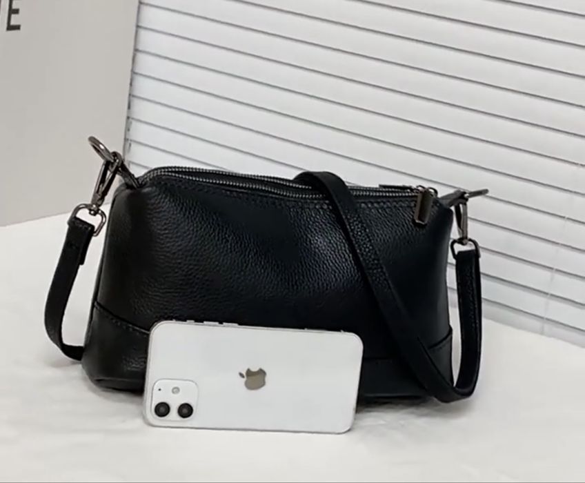 Шкіряна жіноча сумочка