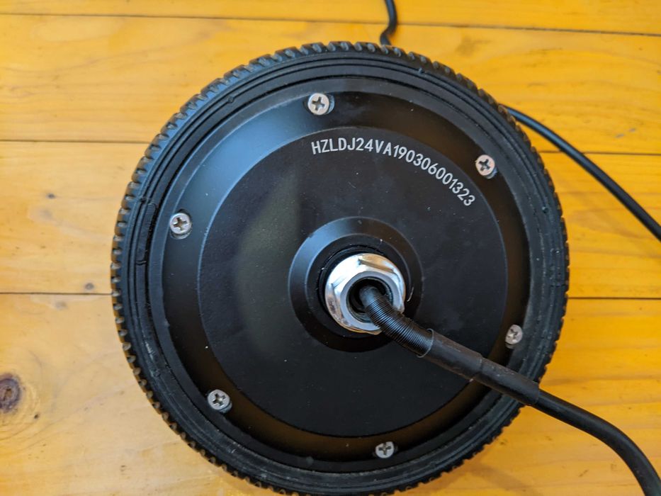 Мотор колесо 24v 250W 6,5дюймів для самокатів  клонів Best scooter