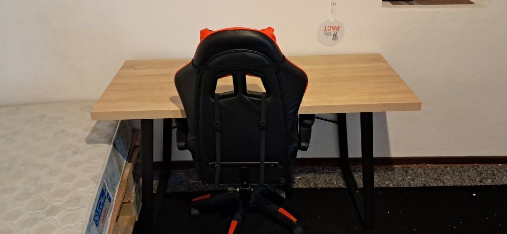 Secretaria + Cadeira Gamer Seminovas