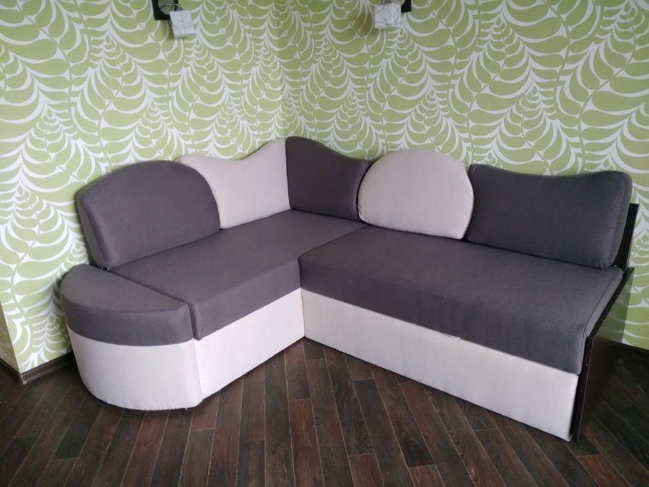 Перетяжка меблів,та Ремонт меблів.Перетяжка мебели,ремонт.