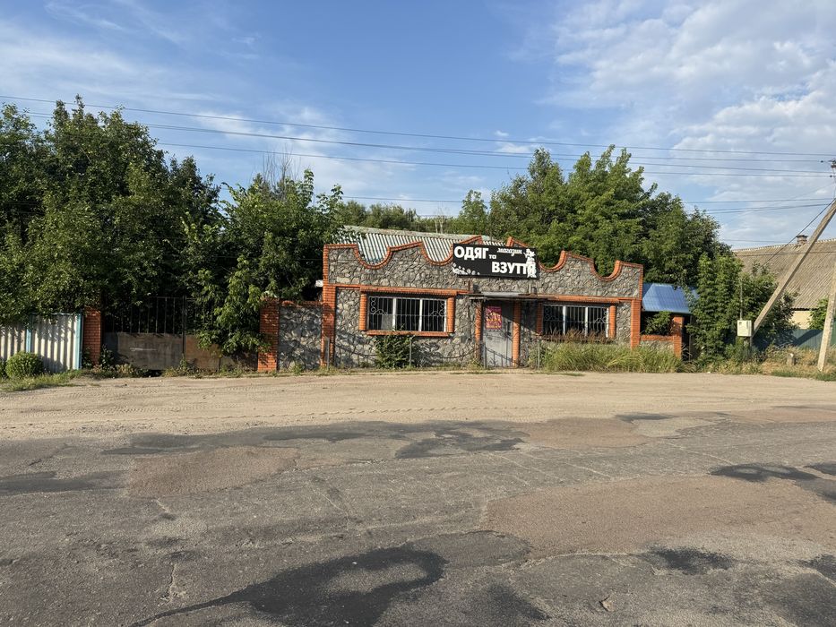 Продам магазин у с. Верхня Сироватка (земля у власності)