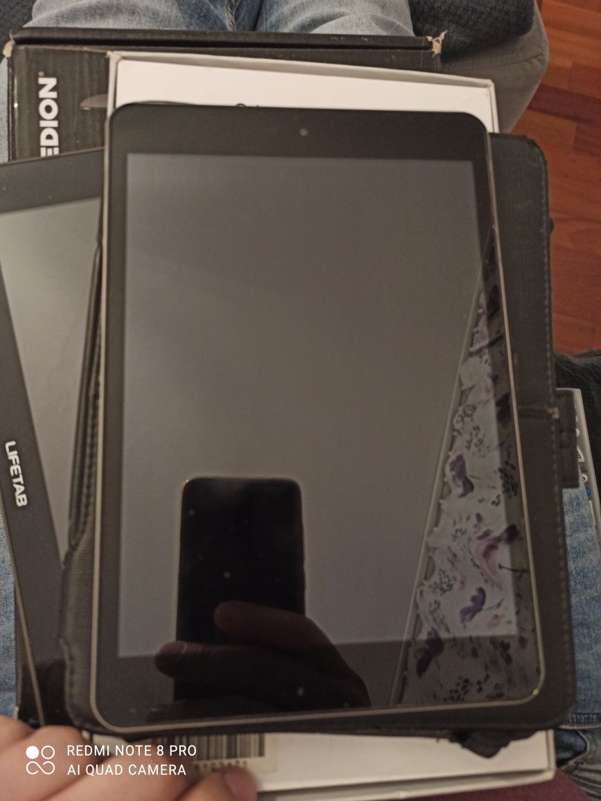 Kiano Slim Tab 8 tablet