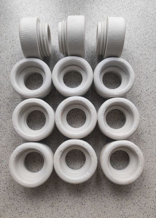 Nakrętki ceramiczne E27,  12 sztuk