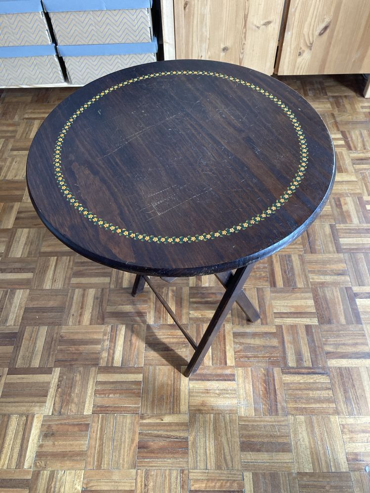 Mesa de madeira dobrável
