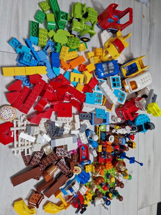 Lego duplo mega zestaw. 9 zestawów lego