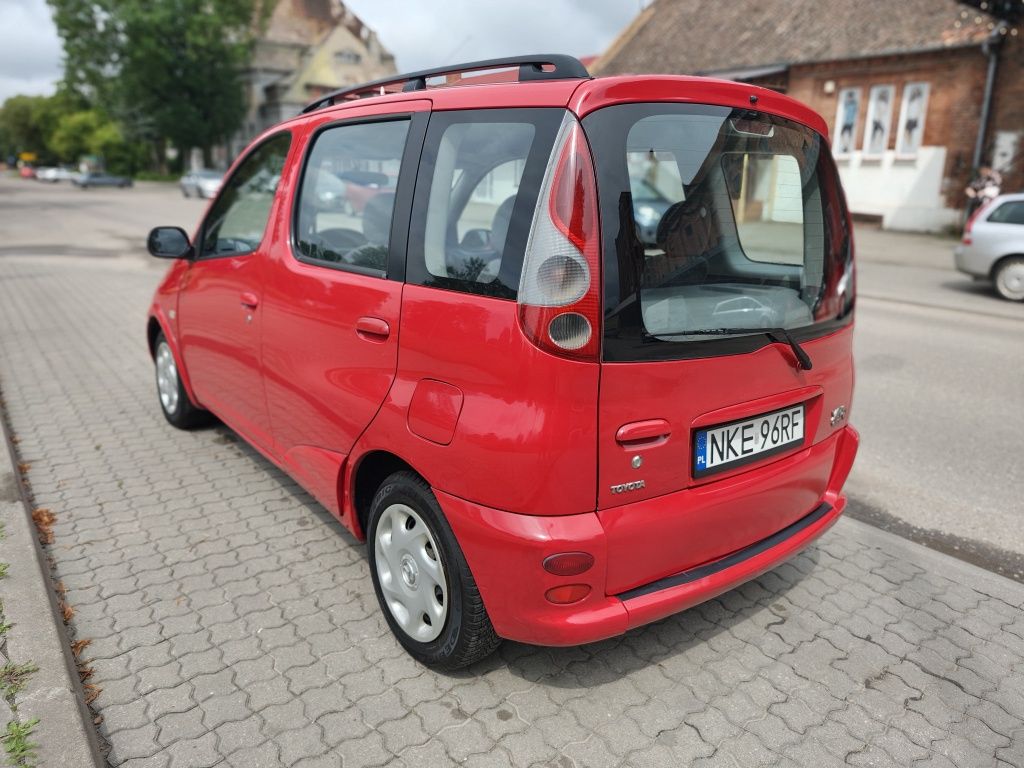 Toyota Yaris Verso mini Van 183000km