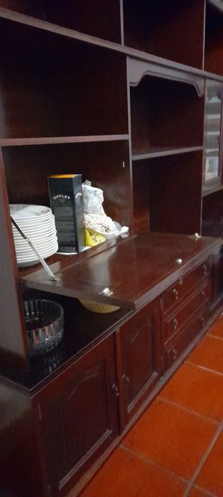 Estante como nova 180 euros