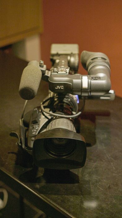 JVC GY-HM750 E Pro HD