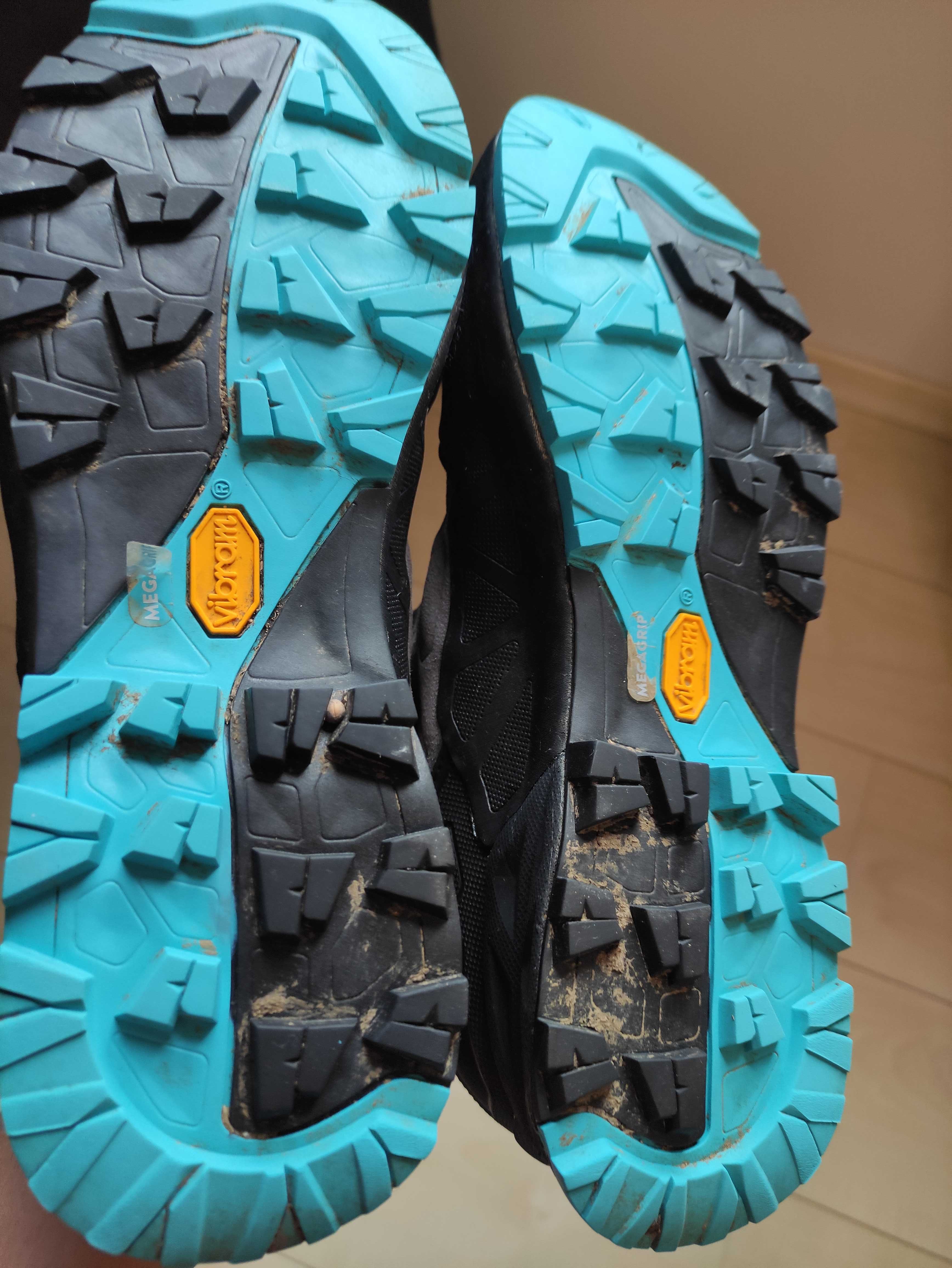 Buty trekkingowe Aku Rock Dfs Mid GTX Gore-Tex r. 42 27 cm Vibram bdb