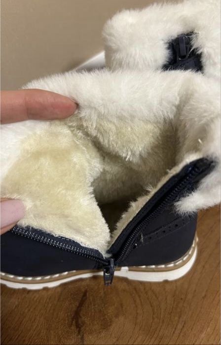 Нові зимові чобітки з нубука