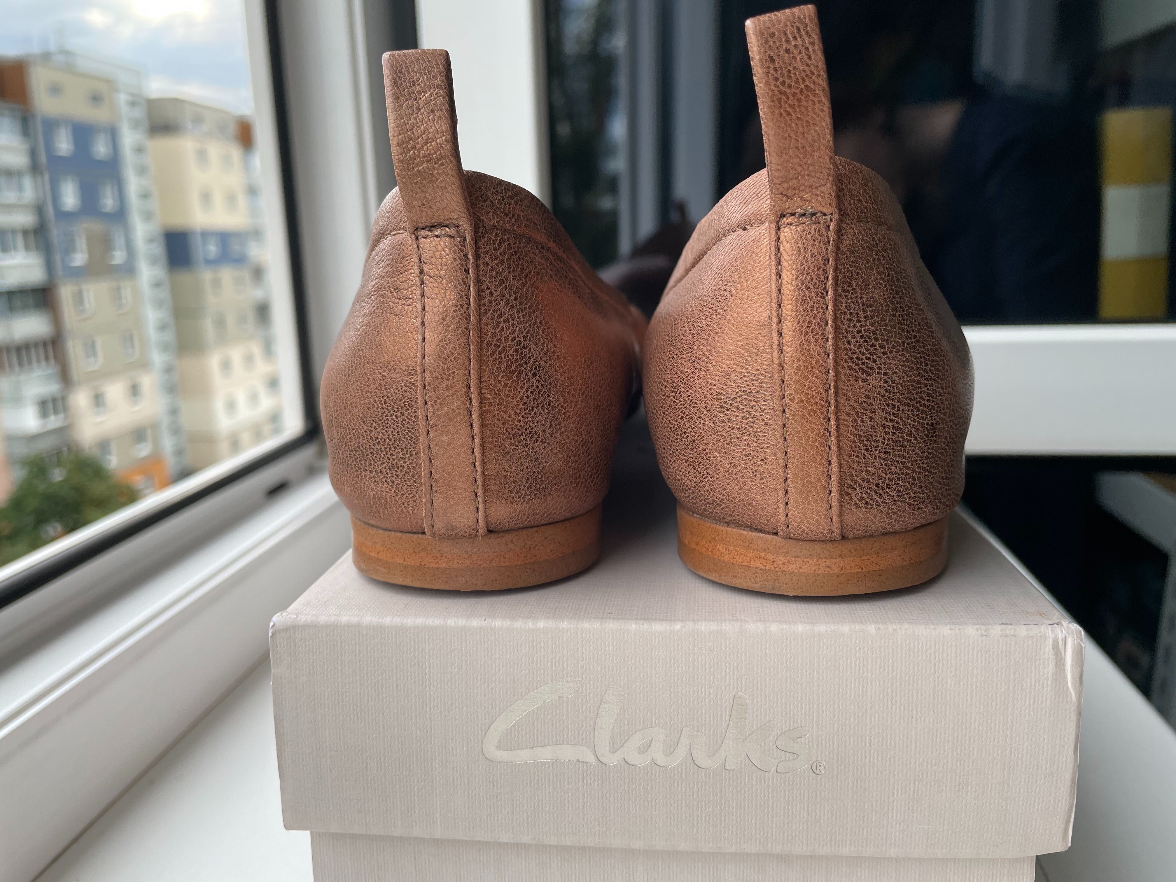 Туфли балетки Clarks 37