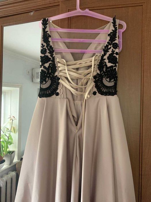 Вечернее  плать,