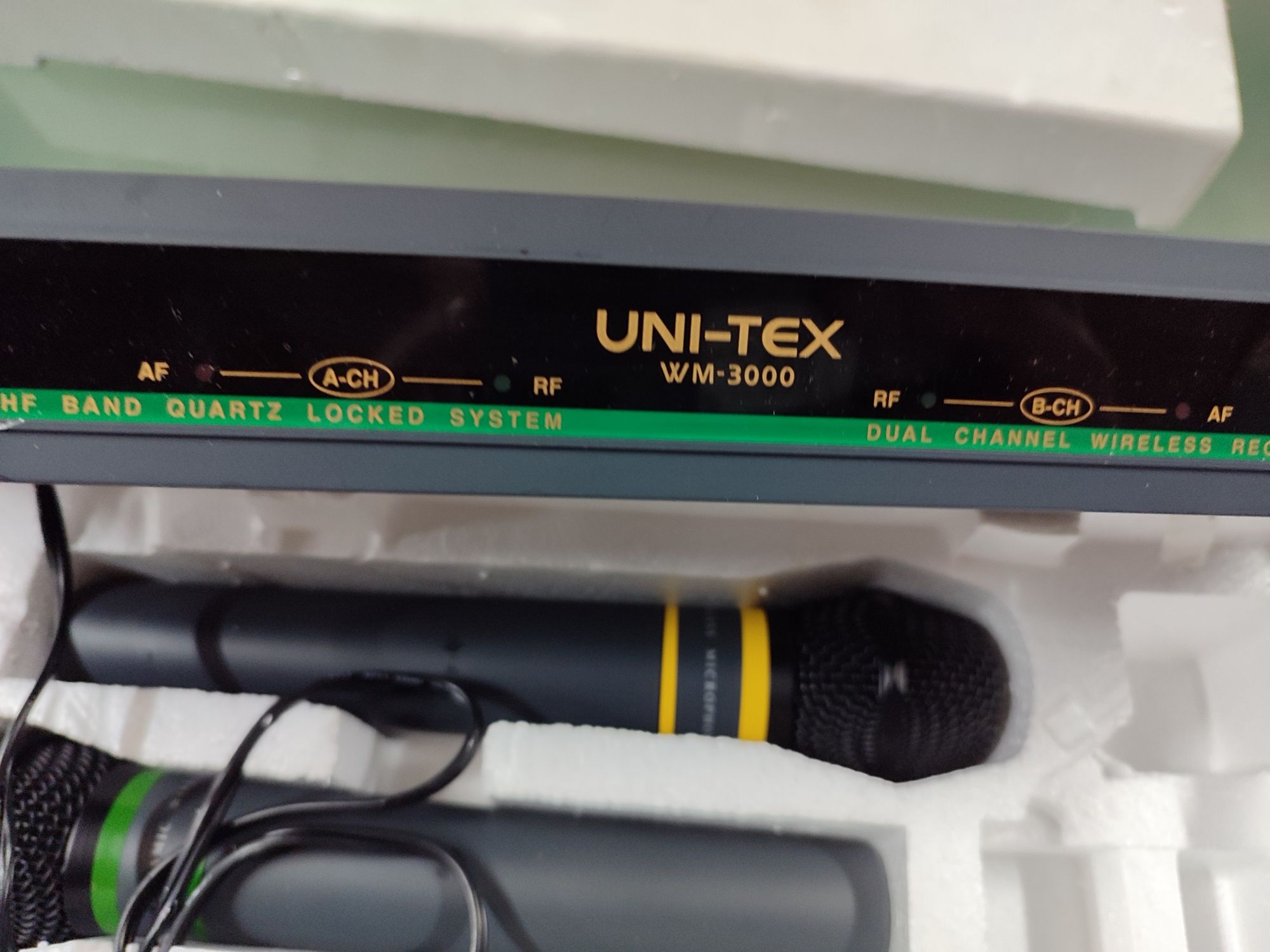 Uni tex wm 3000 microphone receiver