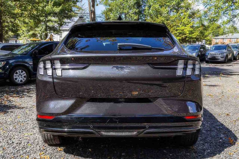 Ford Mustang Mach-E Premium      2021