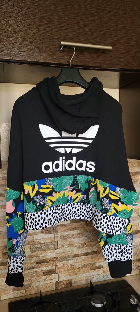 Damska czarna oryginalna bluza z kapturem Adidas cropped hoodie s