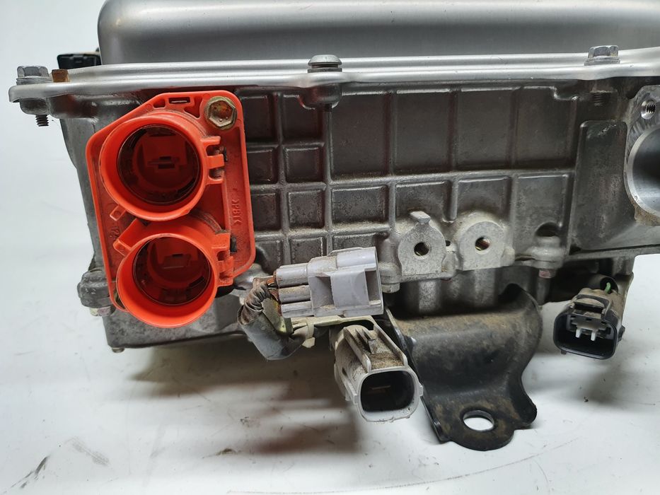 Conversor / inversor TOYOTA Prius Hatchback (_W2_)