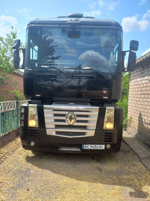 Продам Рено Магнум