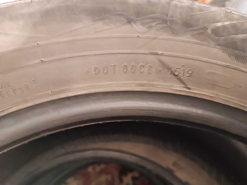 Nokian R17 235/55