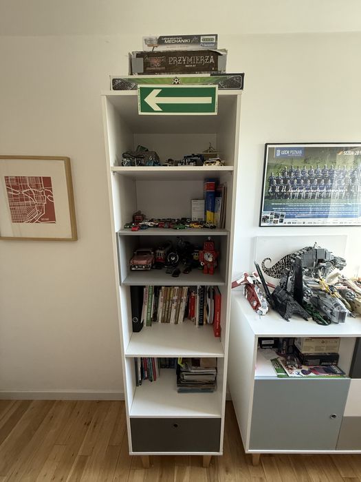 Meble pokojowe z serii vox w atrakcyjnej cenie oraz łóżko Ikea
