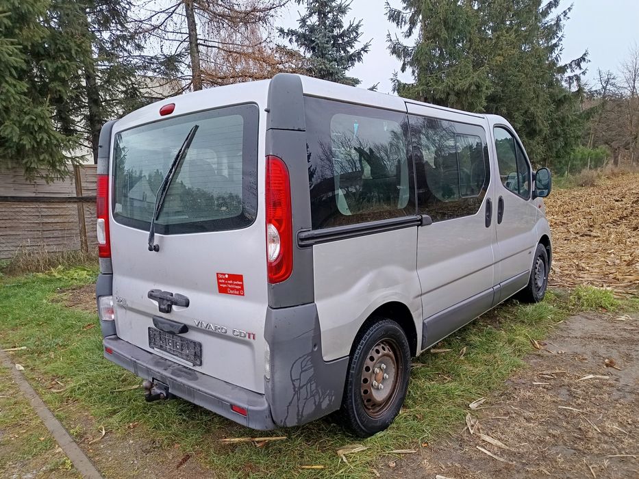 Opel Vivaro Klima 9 osobowy z Niemiec