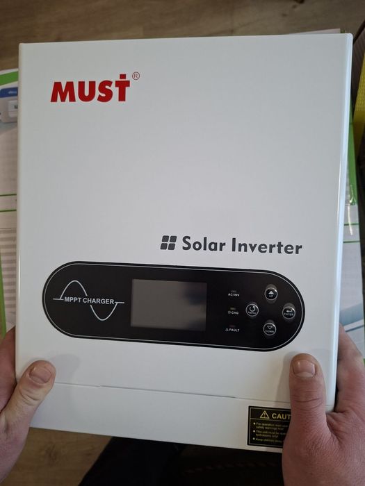 Гібридний інвертор Must PV18-3024 24V 3 кВт Київ, безкоштовна доставка
