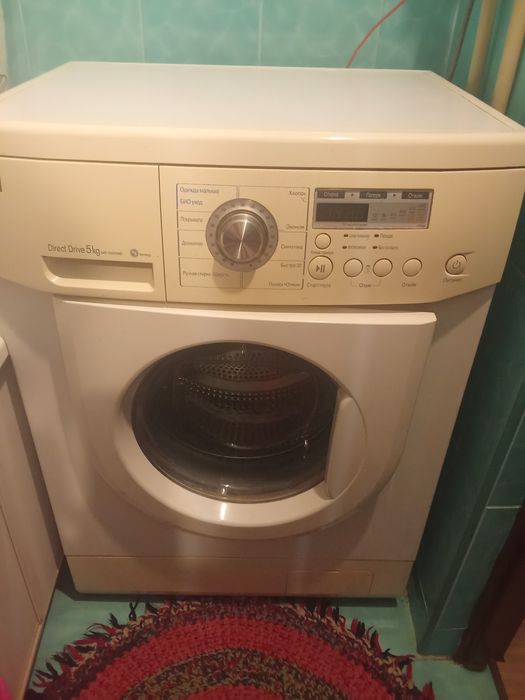 Продам пральну машину LG