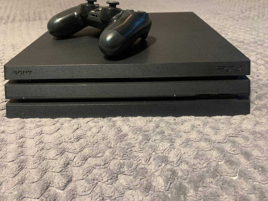 продам ps4 pro 1TB
