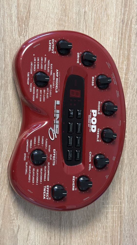 Multiefekt gitarowy Line 6 POD 2.0 + Footswitch FB4