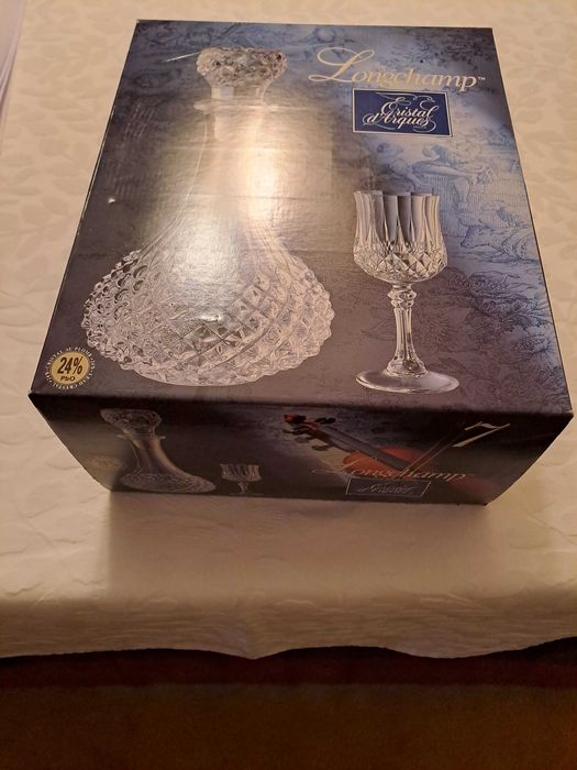 garrafa e 6 copos de cristal