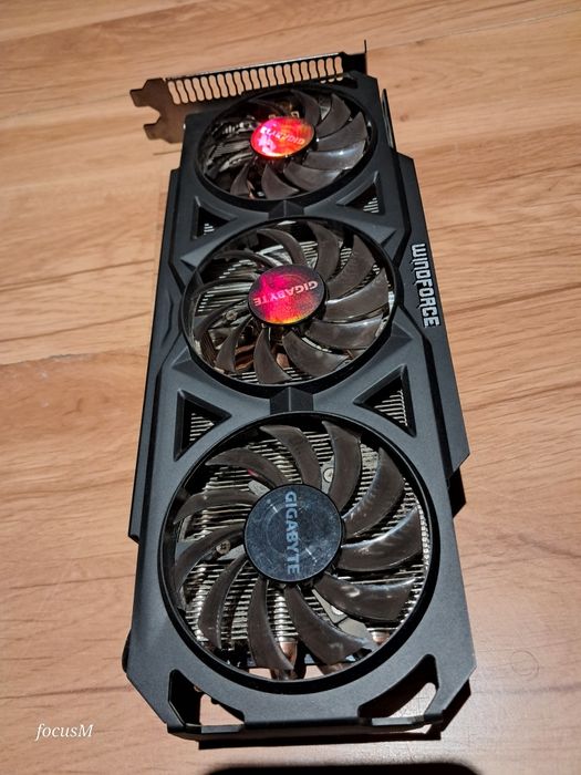 karta graficzna GIGABYTE