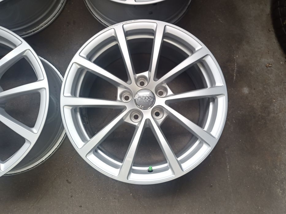 OEM 17 " Audi A4 A5 C7 4K0 A7 Q3 Q5 Allroad Vw Tiguan Sharan Skoda