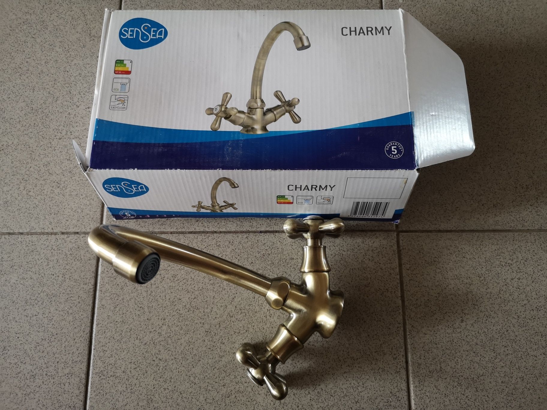 Bateria umywalkowa retro charmy złota