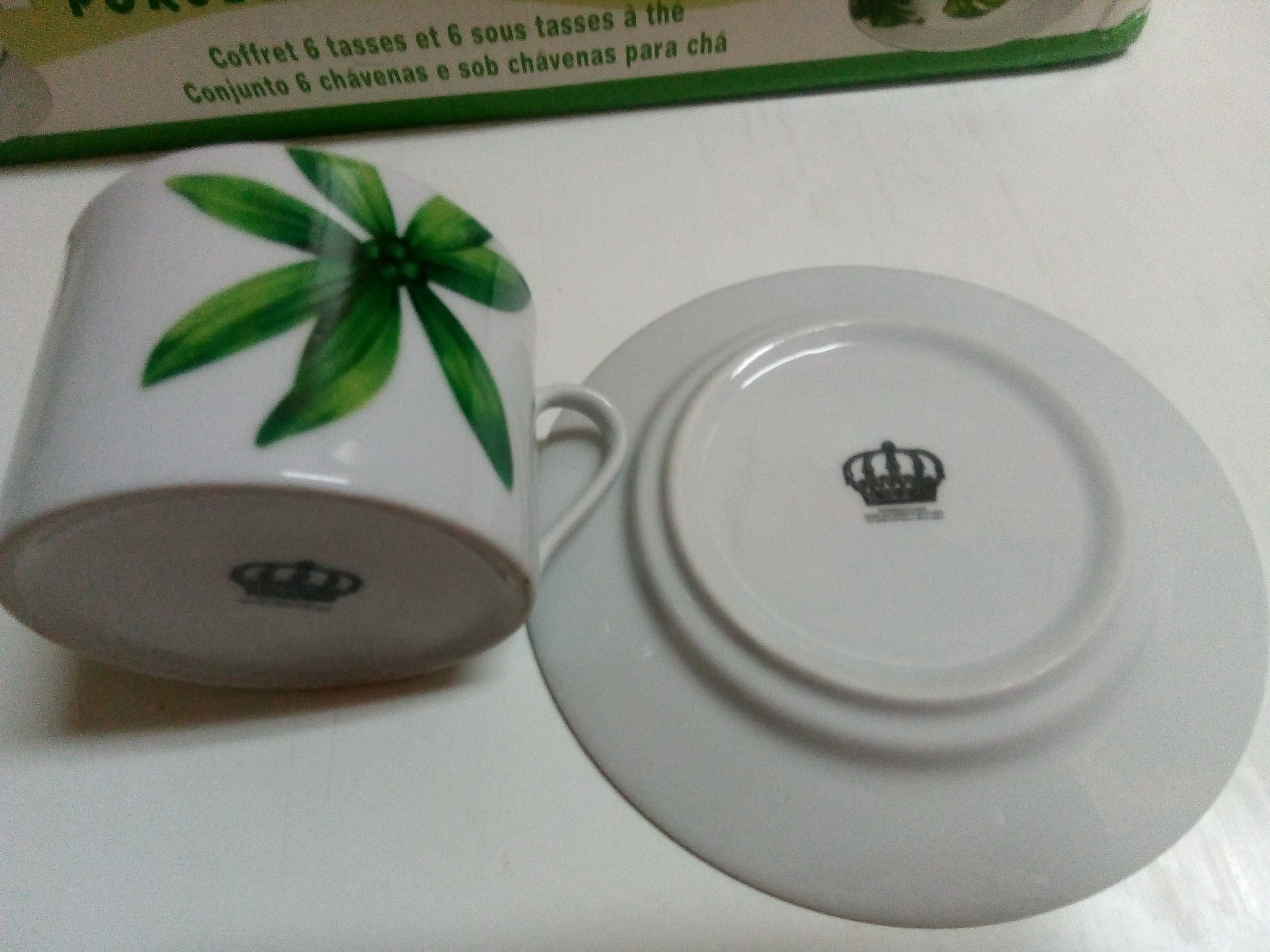 Conjunto chávenas chá e pires Porcelana - Novo