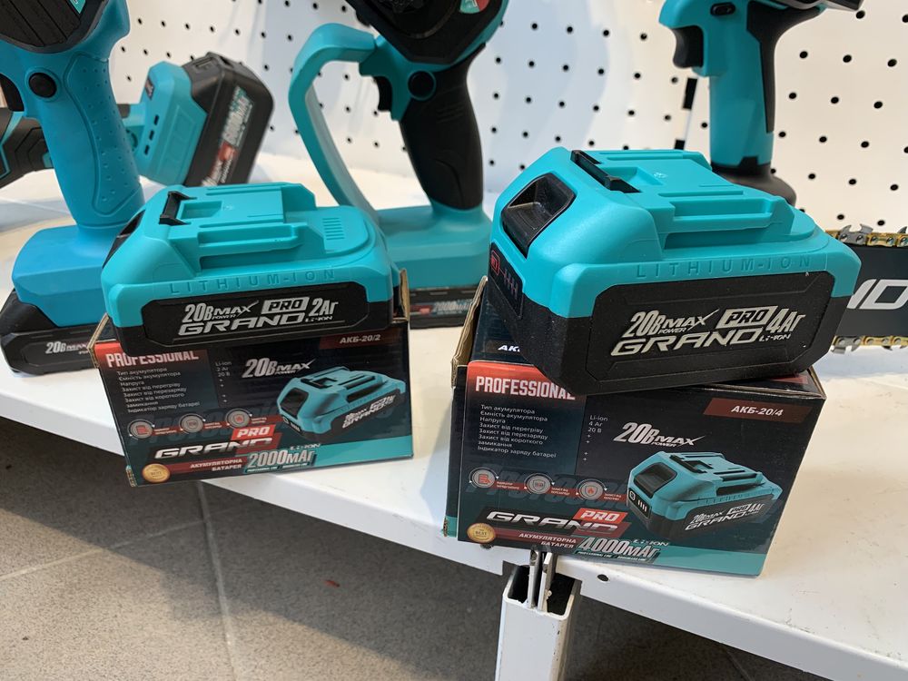 Акумулятор Grand 20V Makita стандарт 2Аг / 4Аг, зарядка