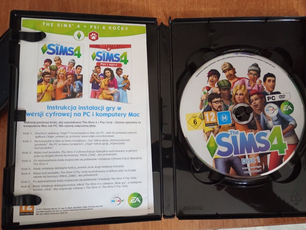 Sims 4 plus + Sims 4 psy i koty pc stan bardzo dobry